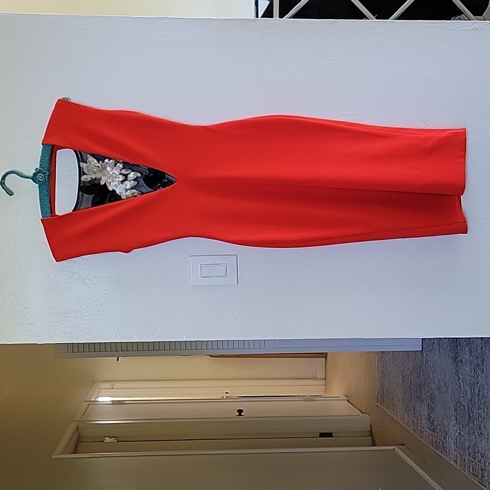 SOLACE London Grace Knee Length Dress